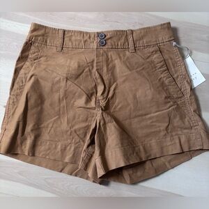 A New Day Sz 10 Shorts Stretch Tan Khaki Baggy Fit Double Button Preppy NWT